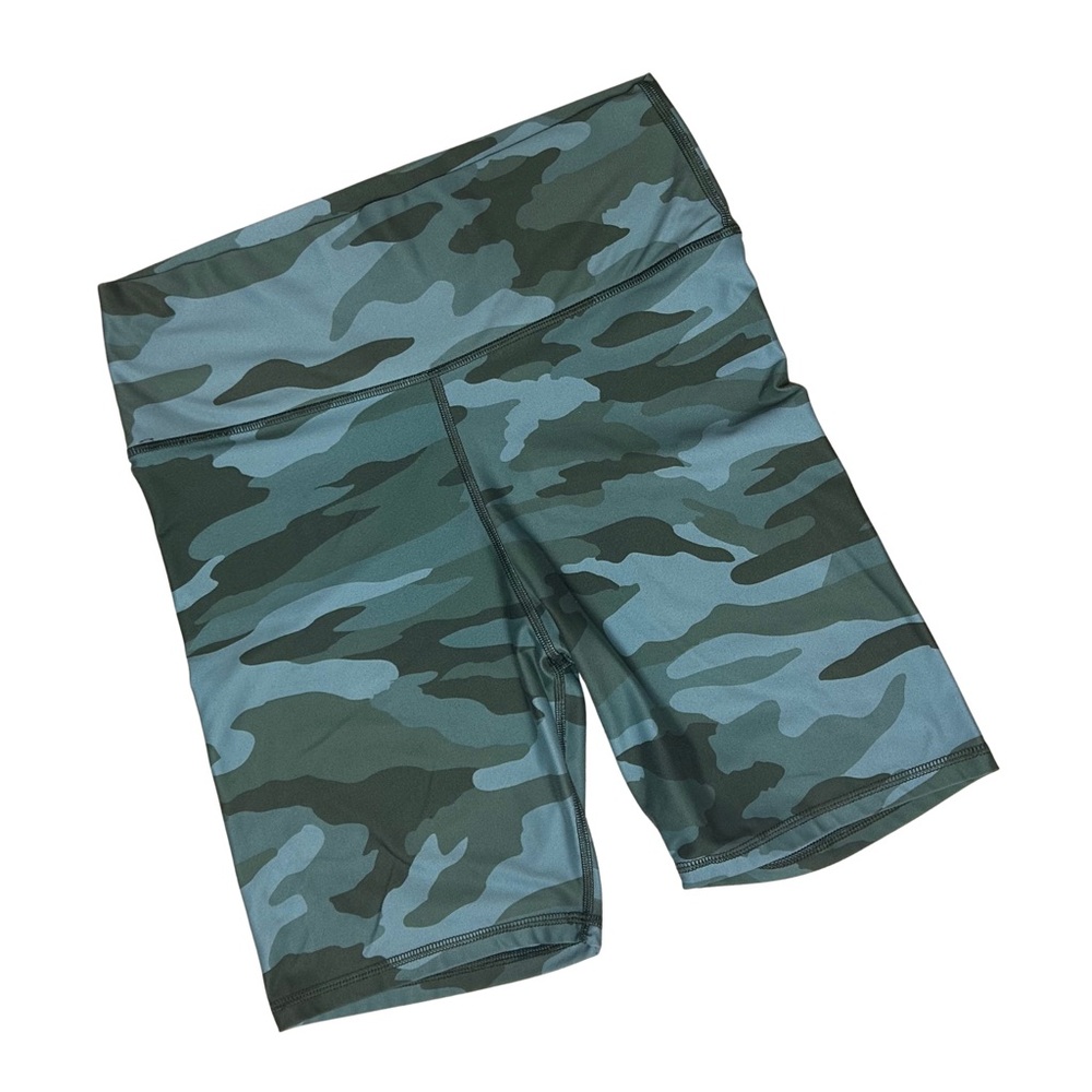 Aerie Women’s Green Camouflage Chill Play Move Bike Shorts